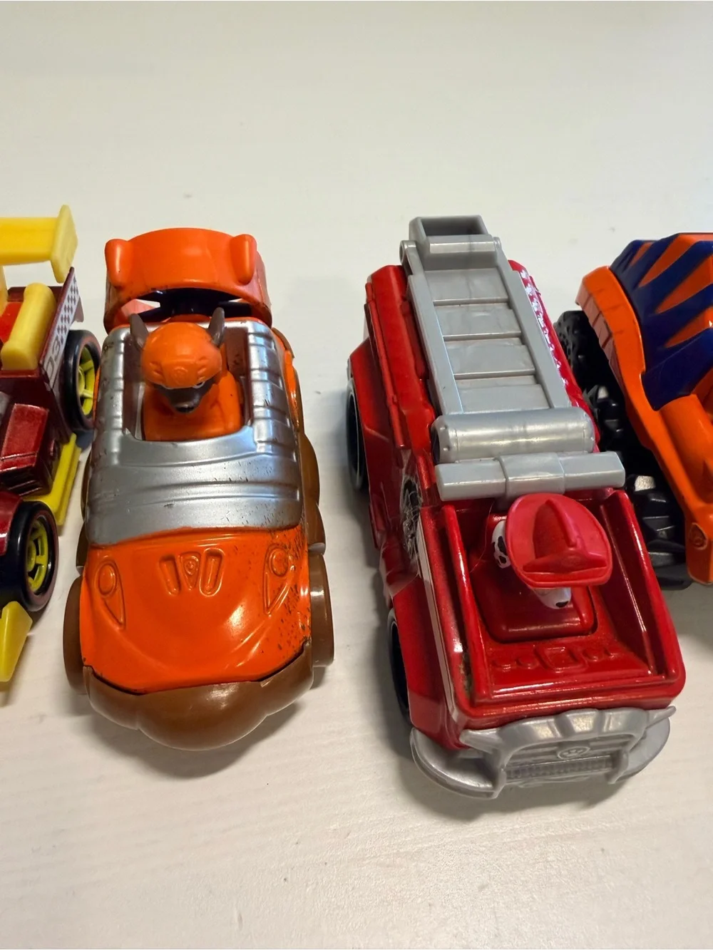 Paw Patrol Diecast Vehicles And Cars Lot Of 8 Zuma Rocky Chase Marshall
